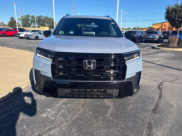 New 2026 Honda Pilot Black Edition image 10