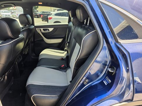 Used 2017 INFINITI QX70 AWD w/ Limited Package image 20