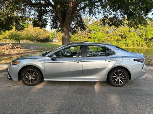 Used 2024 Toyota Camry SE w/ Cold Weather Package image 2