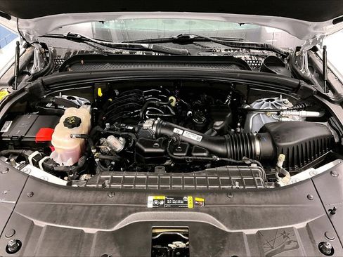 Used 2023 Jeep Grand Cherokee Altitude image 29