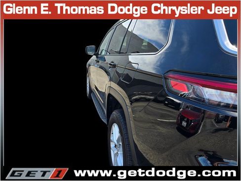 Certified 2023 Jeep Grand Cherokee L Laredo w/ Luxury Tech Group I AWD/4WD image 10