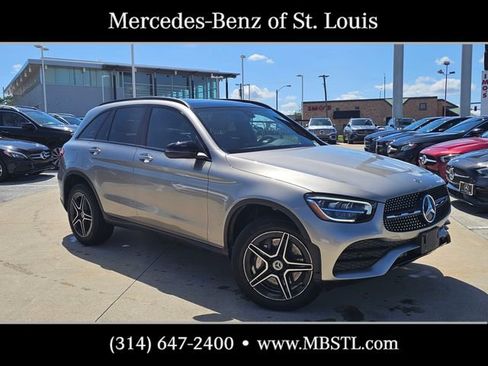 Used 2020 Mercedes-Benz GLC 300 4MATIC image 1
