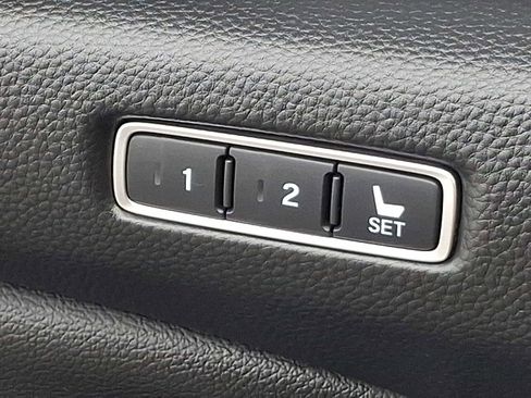 Used 2020 Honda Accord EX-L image 25