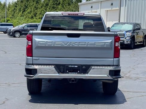 Used 2024 Chevrolet Silverado 1500 LT AWD/4WD image 19