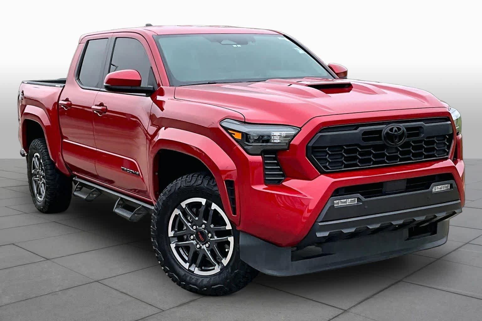 Used 2024 Toyota Tacoma TRD Sport w/ TRD Sport Upgrade Package AWD/4WD image 3