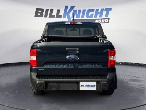 Certified 2022 Ford Maverick XLT image 4