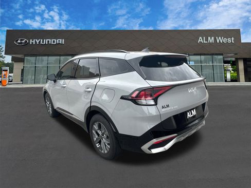 Used 2023 Kia Sportage SX image 7