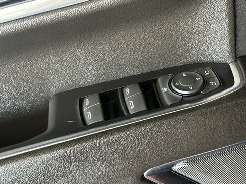 Used 2024 GMC Sierra 1500 Elevation AWD/4WD image 11