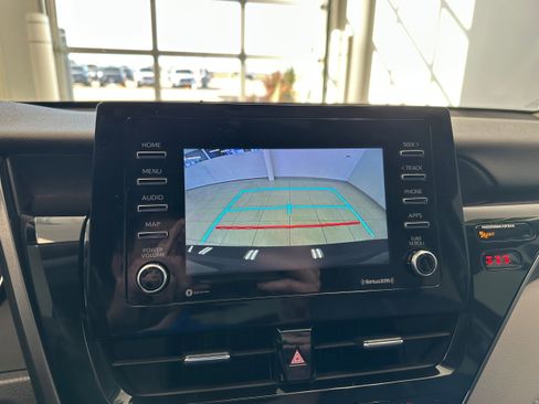 Used 2023 Toyota Camry LE image 19