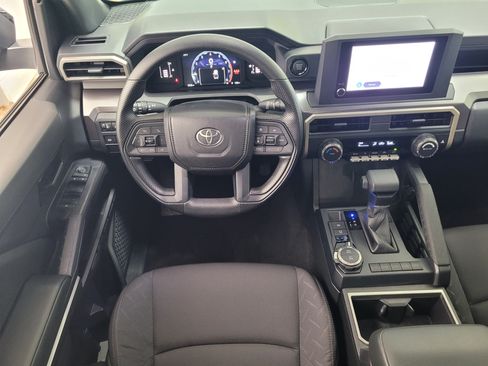 Certified 2026 Toyota Tacoma SR5 AWD/4WD image 16