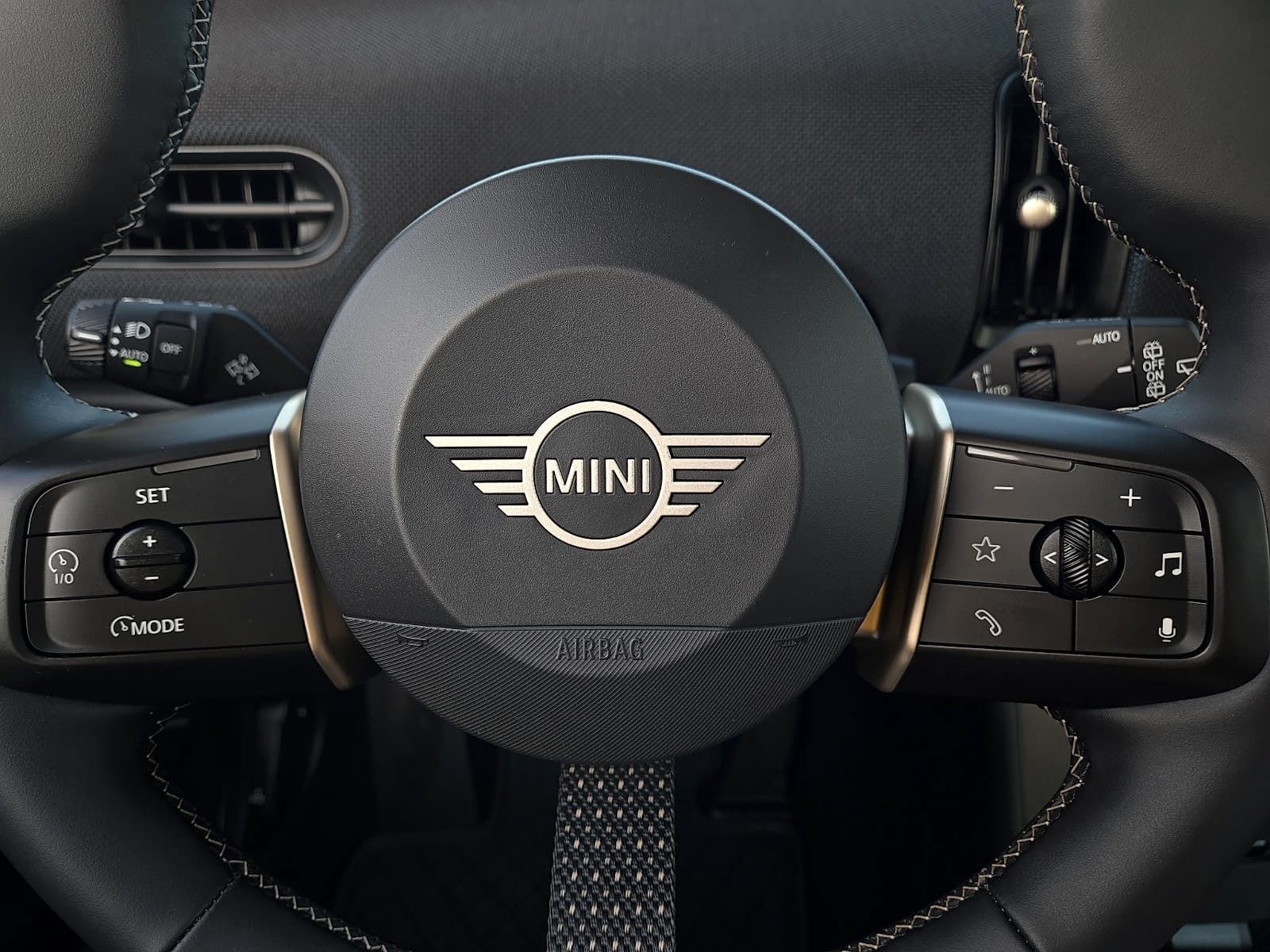Used 2025 MINI Cooper S FWD image 20