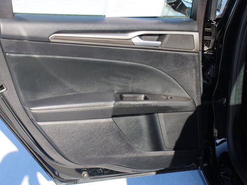 Used 2018 Ford Fusion Energi SE image 13