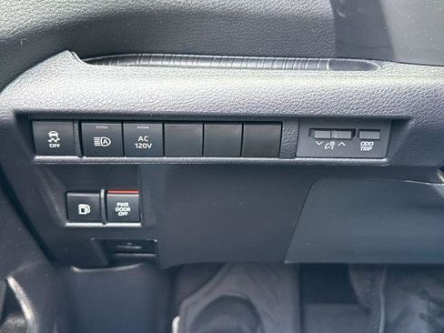 Certified 2025 Toyota Sienna XLE Woodland Edition AWD/4WD image 35