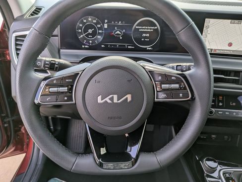 Certified 2024 Kia Seltos SX image 30