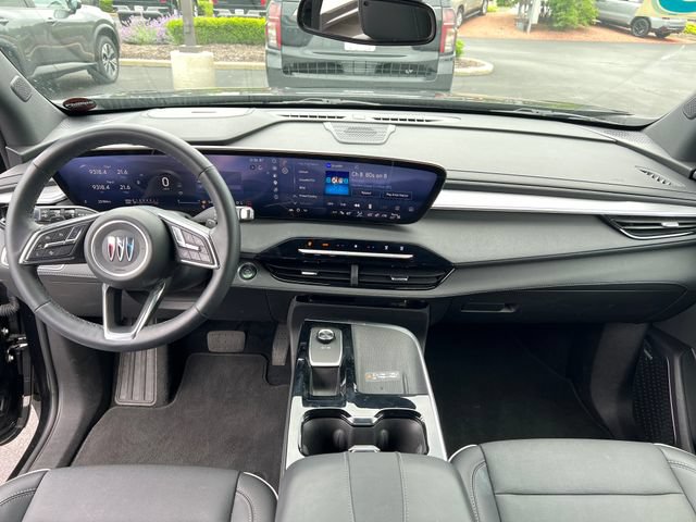 Certified 2025 Buick Enclave Preferred AWD/4WD image 14