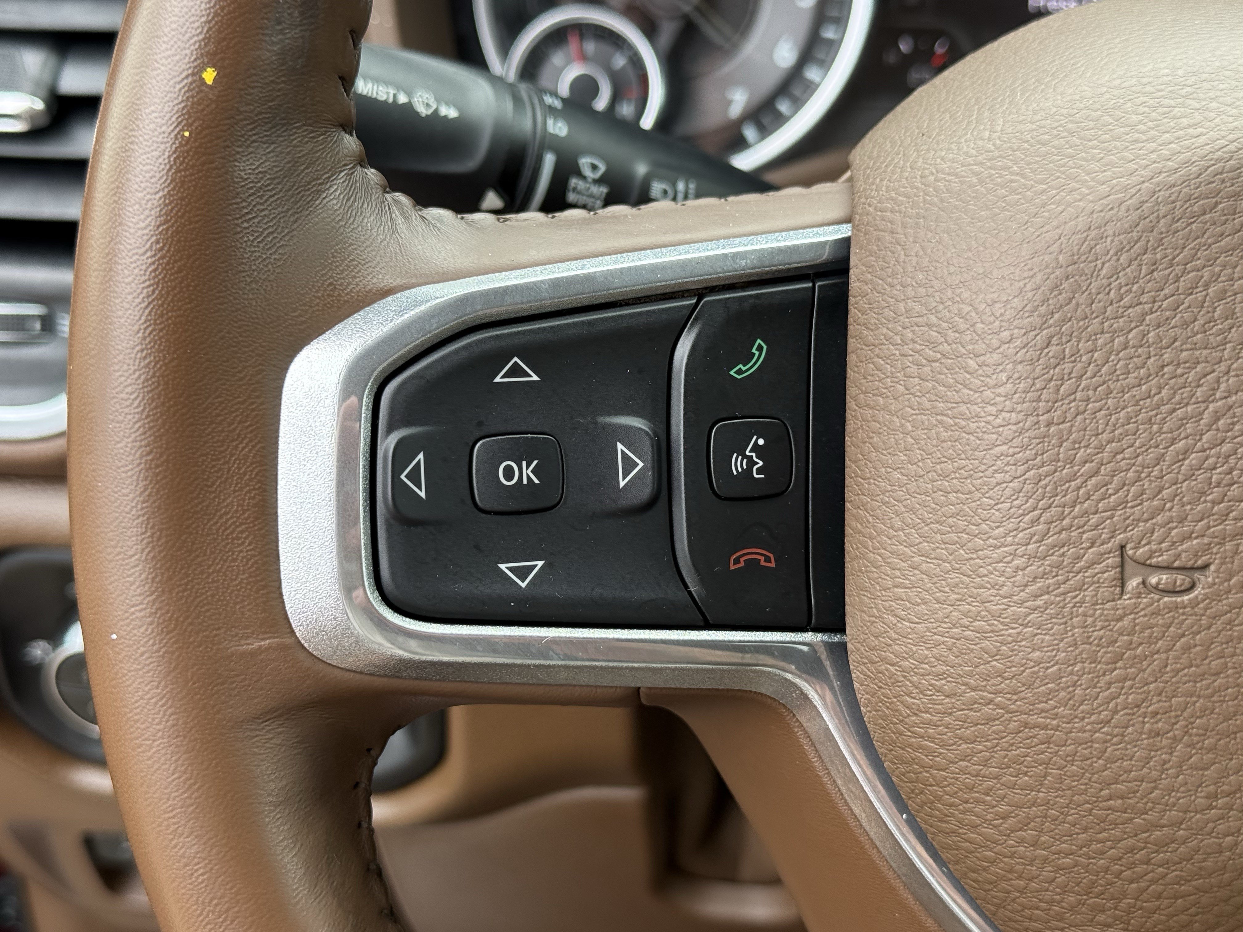 Used 2022 RAM 1500 Laramie w/ Laramie Southwest Edition AWD/4WD image 16
