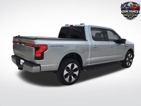 Used 2023 Ford F150 Lightning Platinum image 5
