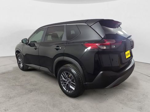 Used 2023 Nissan Rogue S AWD/4WD image 3