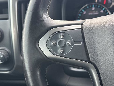 Used 2018 Chevrolet Silverado 1500 LT w/ Midnight Edition image 20