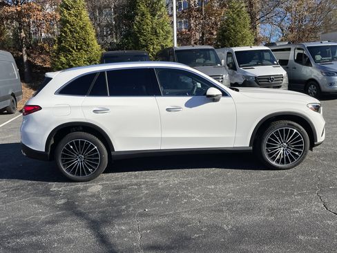 New 2026 Mercedes-Benz GLC 300 image 5