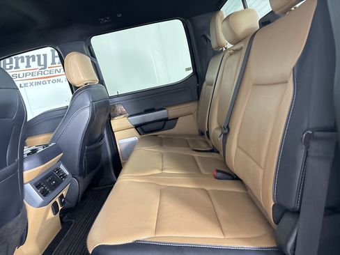 Used 2023 Ford F350 Lariat w/ Tow Technology Package image 18