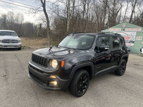 Used 2016 Jeep Renegade Latitude AWD/4WD image 8