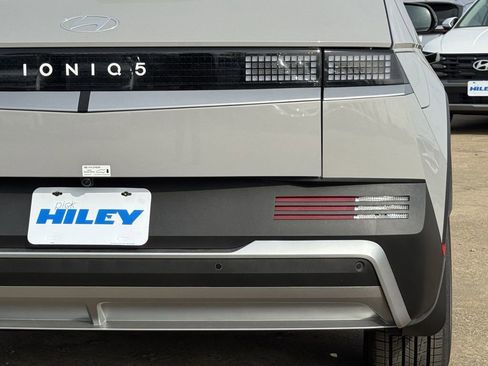 New 2026 Hyundai Ioniq 5 SEL image 6