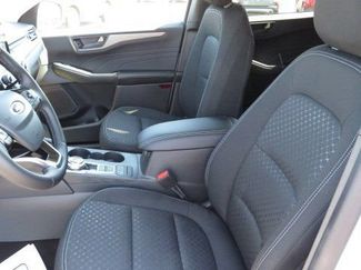 New 2025 Ford Escape Active w/ Cold Weather Package AWD/4WD video 4
