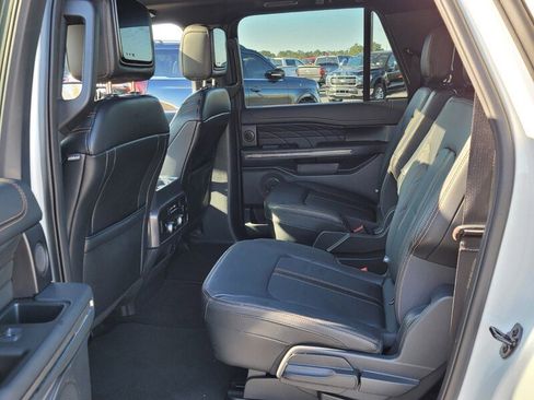 Used 2023 Ford Expedition Max Platinum image 6