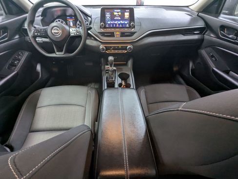 Used 2025 Nissan Altima 2.5 S FWD image 21