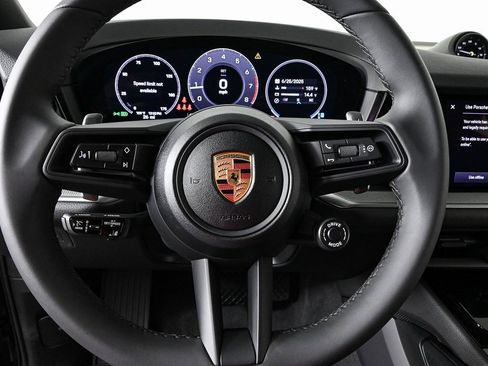 Used 2025 Porsche Cayenne Coupe image 9