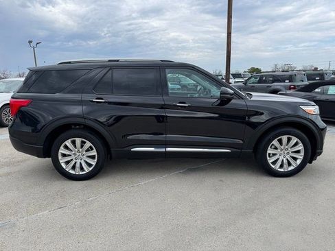 Used 2022 Ford Explorer Limited w/ Limited Technology Package AWD/4WD image 8