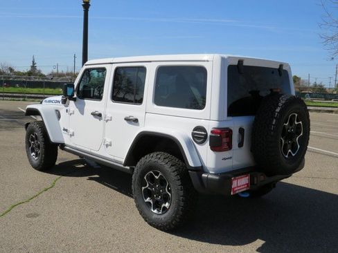New 2023 Jeep Wrangler Rubicon w/ Steel Bumper Group image 8