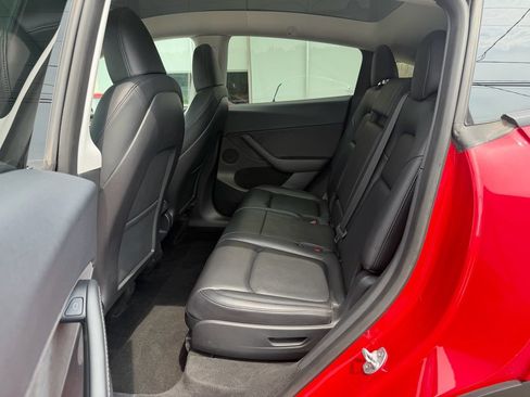Used 2023 Tesla Model Y Long Range AWD/4WD image 22