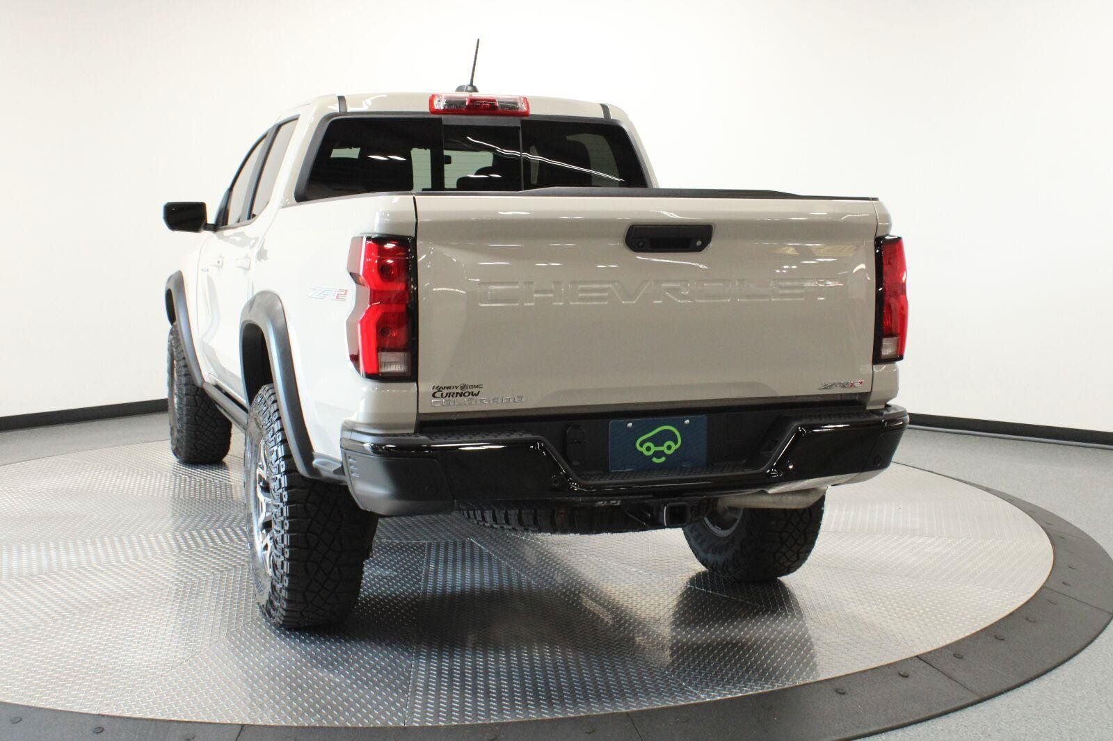 Certified 2026 Chevrolet Colorado ZR2 w/ Technology Package AWD/4WD image 6