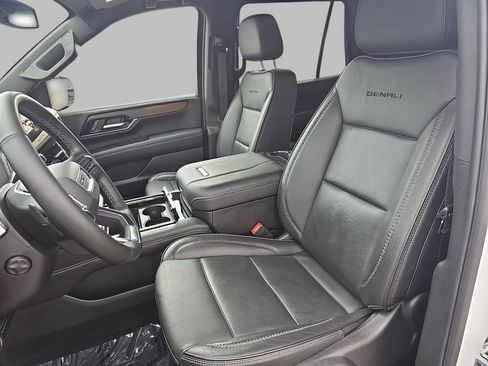 Certified 2025 GMC Yukon Denali AWD/4WD image 21