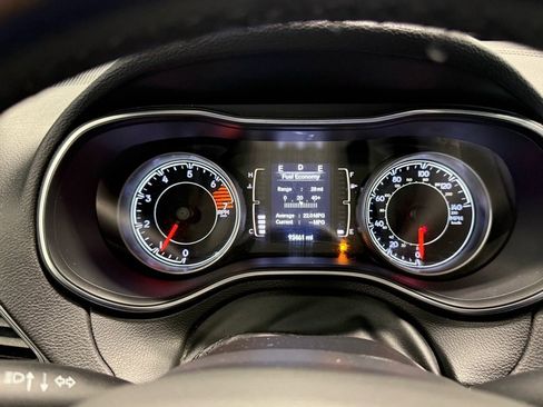 Used 2019 Jeep Cherokee Latitude Plus image 20