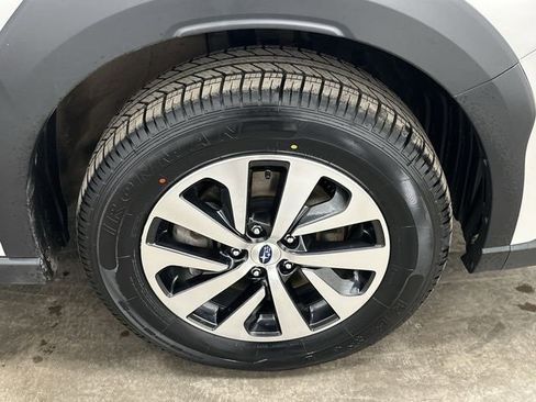 Certified 2024 Subaru Outback 2.5i image 5