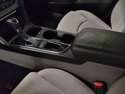 Used 2015 Hyundai Sonata Sport FWD image 26