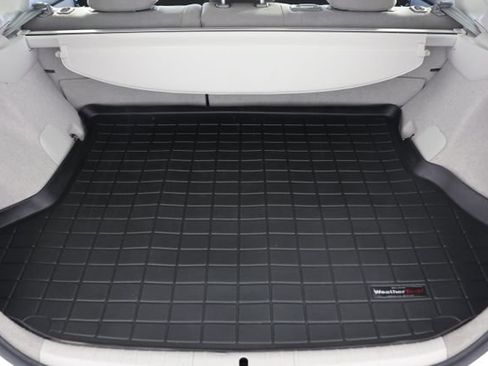 Used 2015 Toyota Prius Three FWD image 18