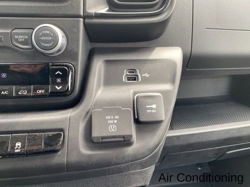 New 2025 RAM ProMaster 3500 w/ Power Group image 22