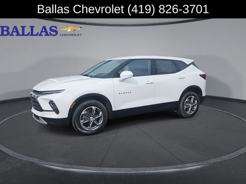 Certified 2023 Chevrolet Blazer LT w/ Driver Confidence Package AWD/4WD image 4