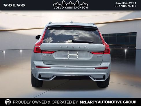Used 2024 Volvo XC60 B5 Plus AWD/4WD image 5