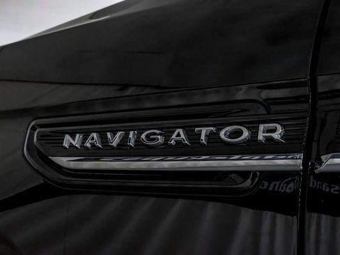 Used 2022 Lincoln Navigator Black Label image 44