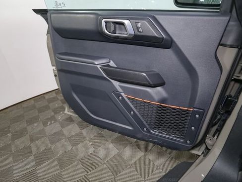 Used 2025 Ford Bronco Raptor AWD/4WD image 36