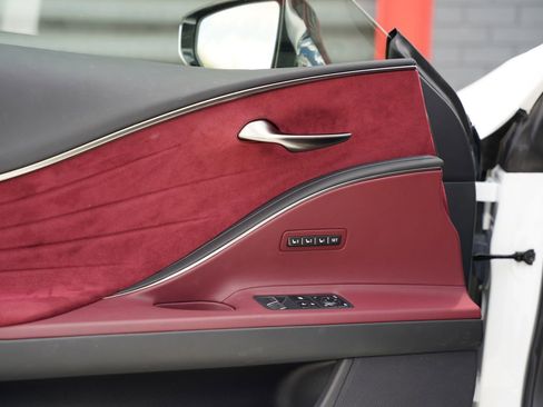 Used 2019 Lexus LC 500 Coupe w/ Sport Package RWD image 27