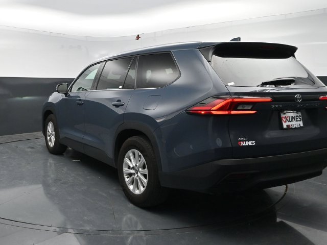 Used 2026 Toyota Grand Highlander AWD image 6