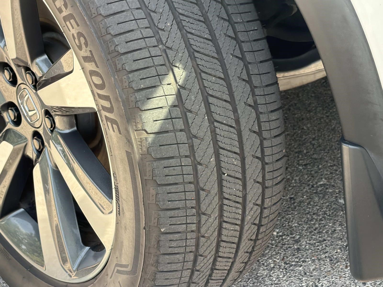 Used 2025 Honda Pilot Elite image 12