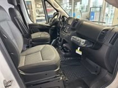 Used 2024 RAM ProMaster 2500 FWD image 15