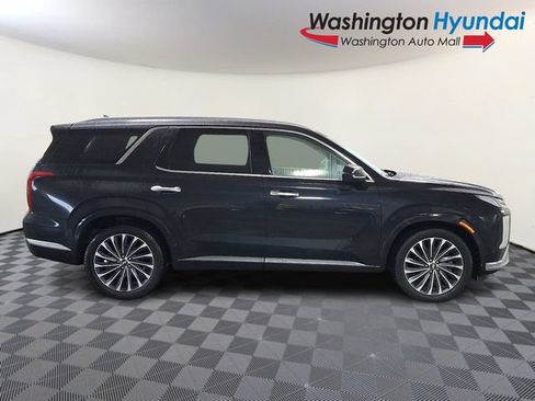 Certified 2023 Hyundai Palisade Calligraphy w/ Cargo Package AWD/4WD image 7